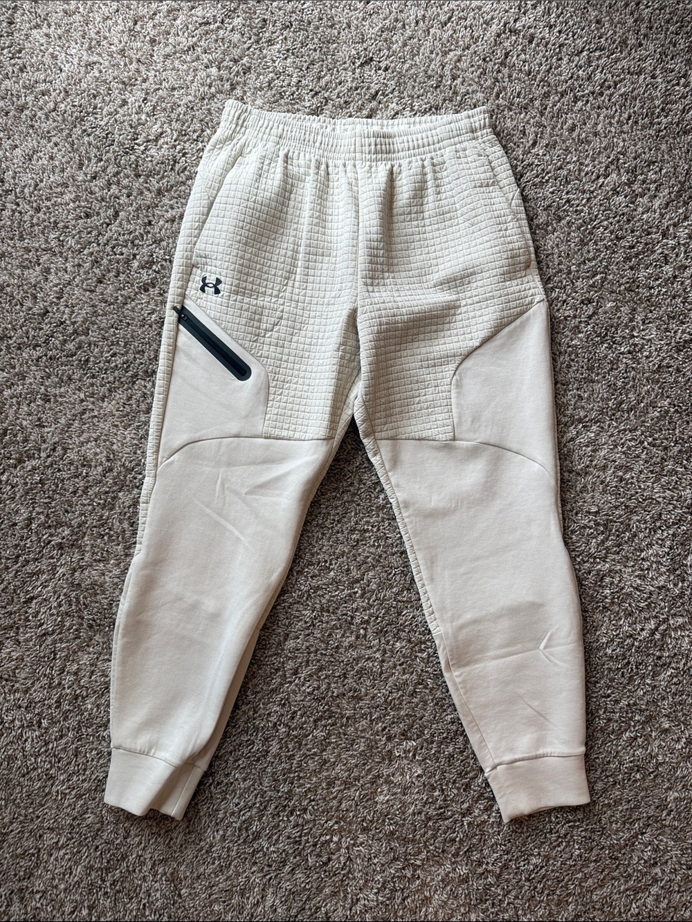 UA Unstoppable Fleece Grid Joggers ‘Summit White/Black’
